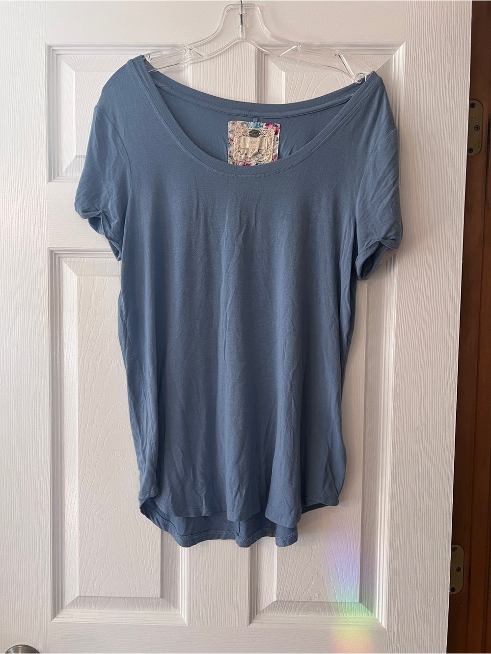 Cupio Dusty Blue Scoop Neck Short Sleeve Tee